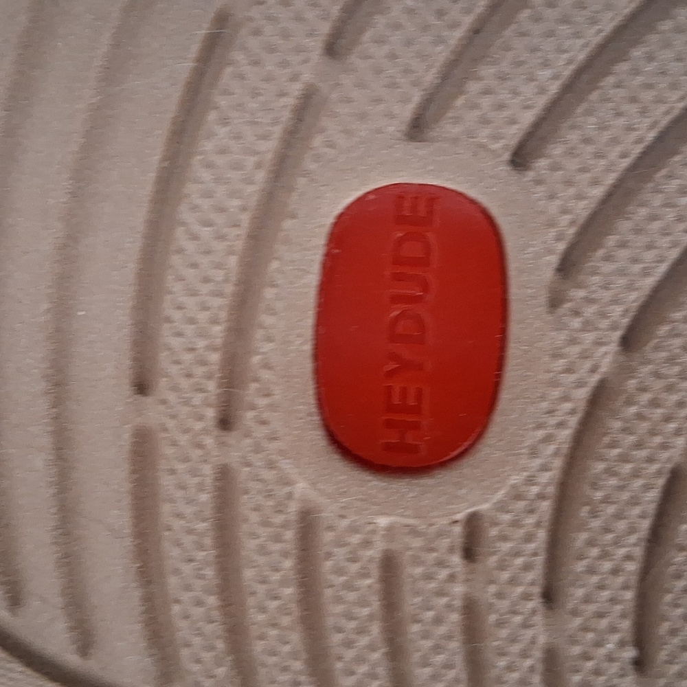 NEW (Never Worn) HEYDUDE Fit Flops (7) Style: Meg Panama - Picture 6 of 9
